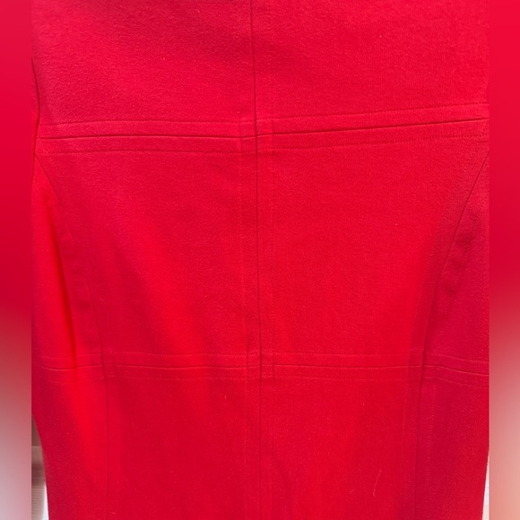 Elizabeth McKay Red Sheath Dress Bateau Neckline zip up back❤️ - Picture 4 of 6
